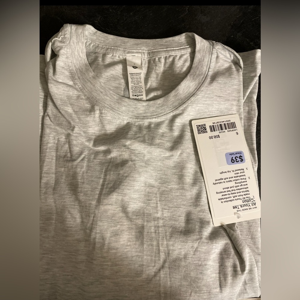 NWT all yours tee size 6